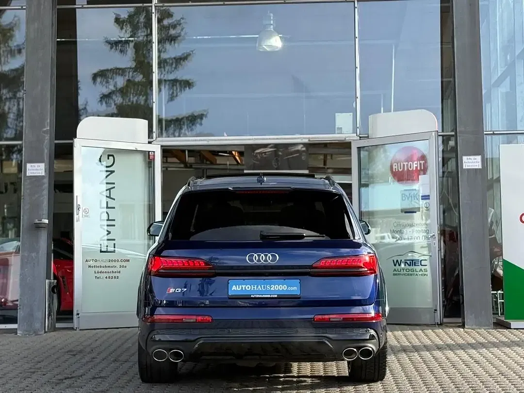 Audi SQ7 4.0 TFSI quattro competition plus - Thumbnail 8