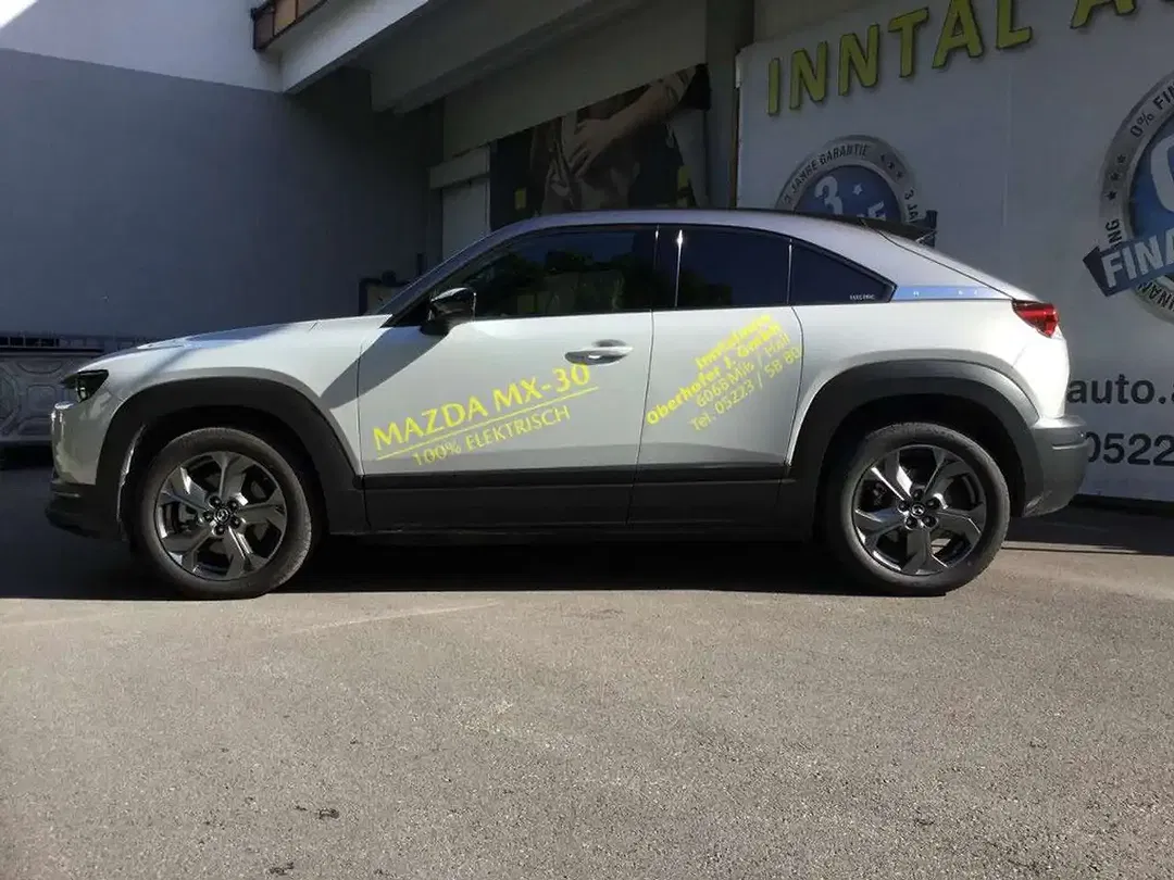 Mazda MX-30 Premium - Thumbnail 5