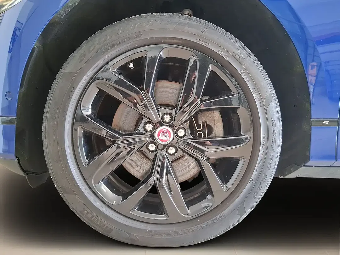 Jaguar I-Pace S - Thumbnail 12