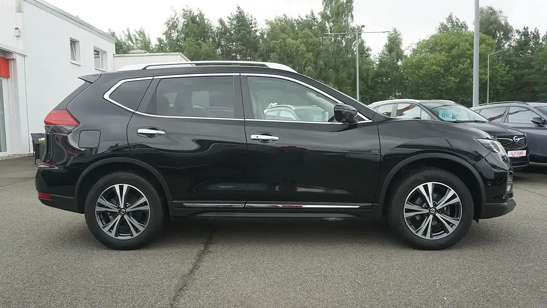 Nissan X-Trail Tekna - Thumbnail 7