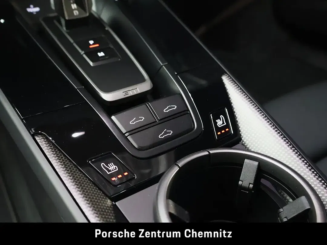 Porsche 911 EV Carrera GTS - Thumbnail 24