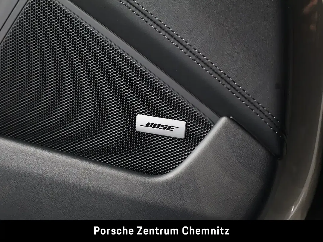 Porsche 911 EV Carrera GTS - Thumbnail 29