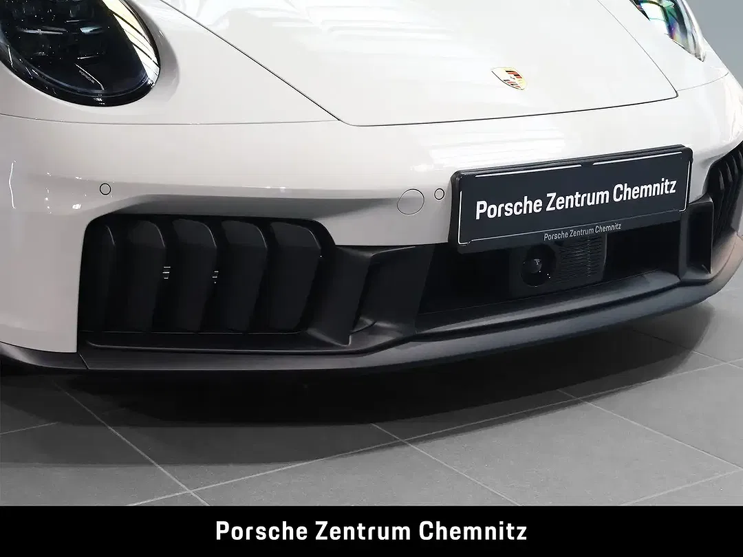 Porsche 911 EV Carrera GTS - Thumbnail 34