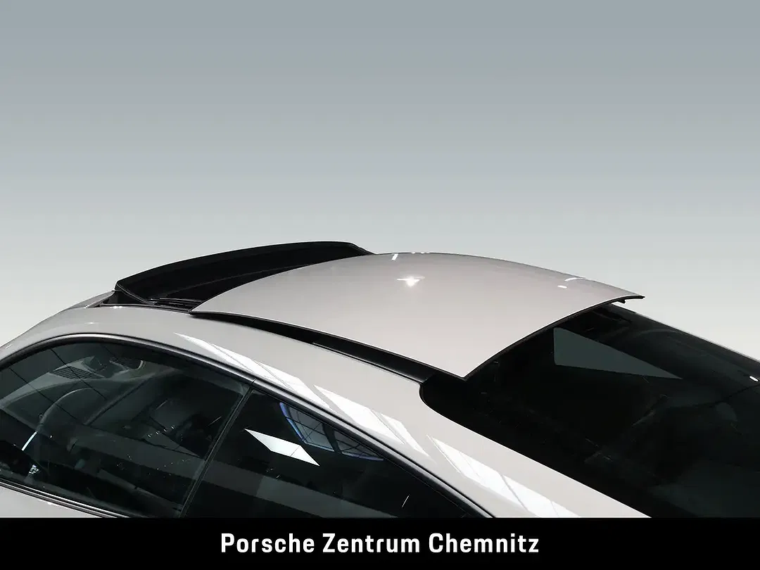 Porsche 911 EV Carrera GTS - Thumbnail 36