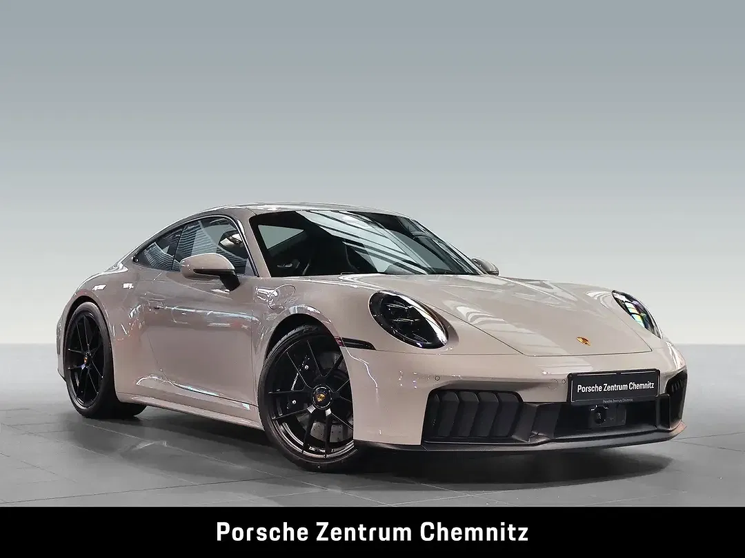 Porsche 911 EV Carrera GTS - Thumbnail 9