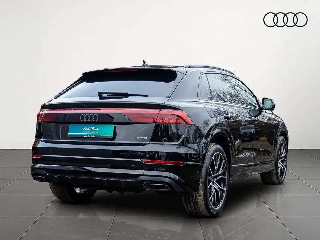 Audi Q8 TFSI e quattro S line - Thumbnail 4