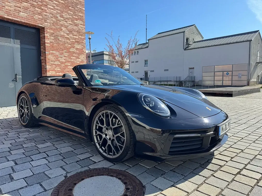 Porsche 911 Carrera Cabriolet - Afbeelding 1