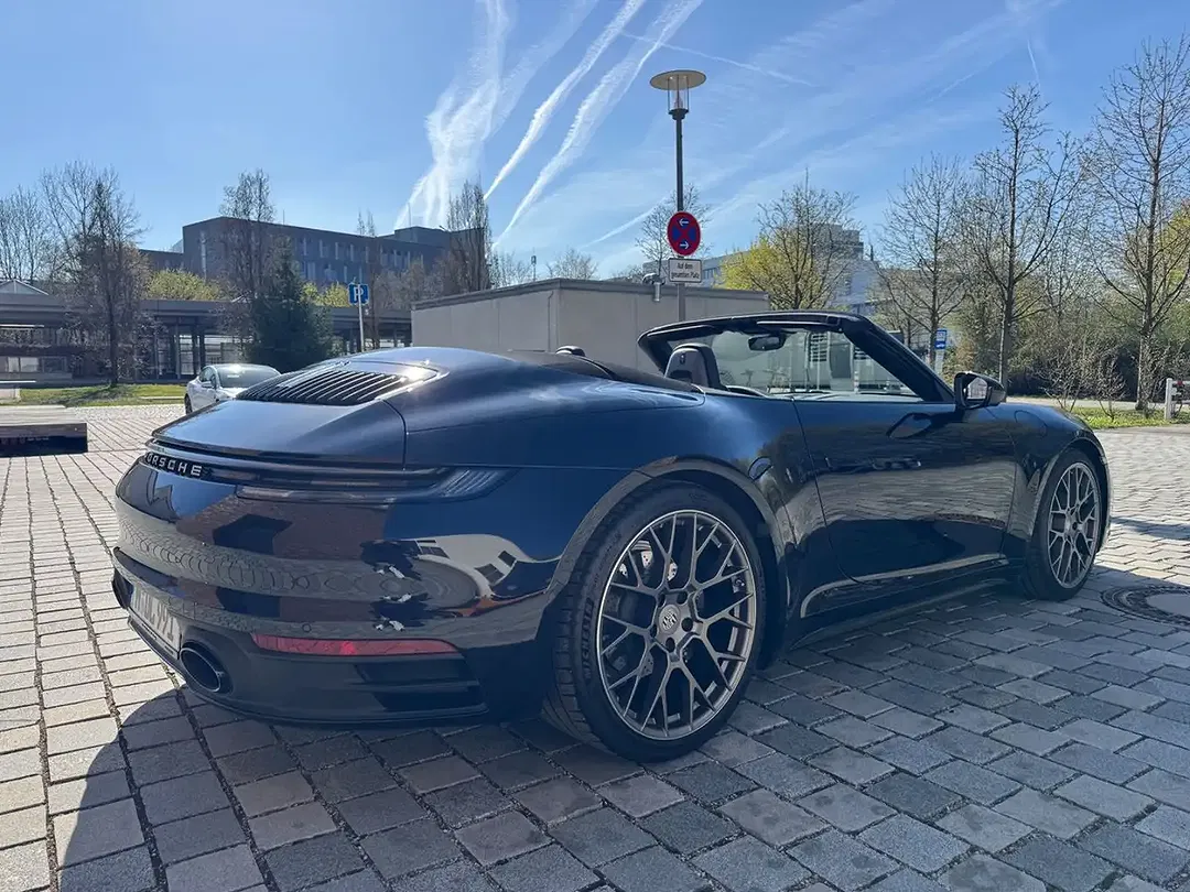 Porsche 911 Carrera Cabriolet - foto 2