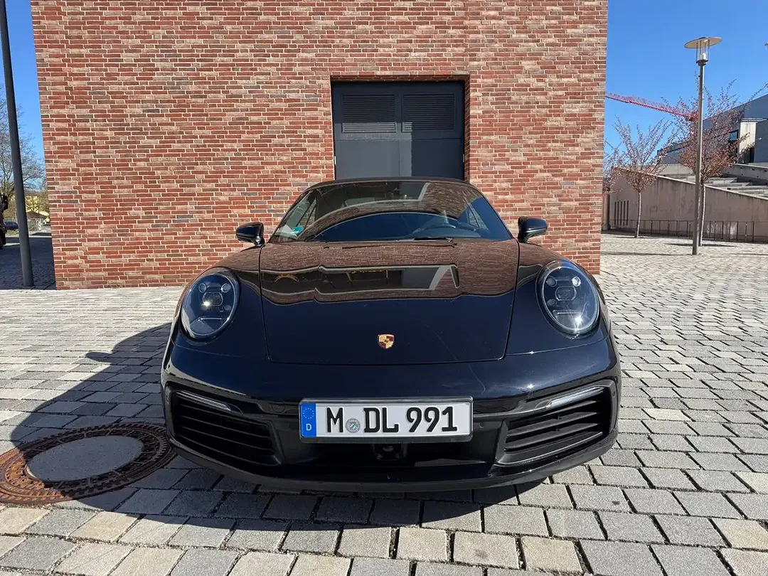 Porsche 911 Carrera Cabriolet - Thumbnail 7
