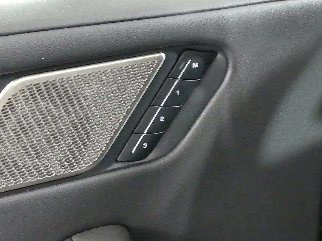Jaguar I-Pace EV 4x4 Edition - Thumbnail 12