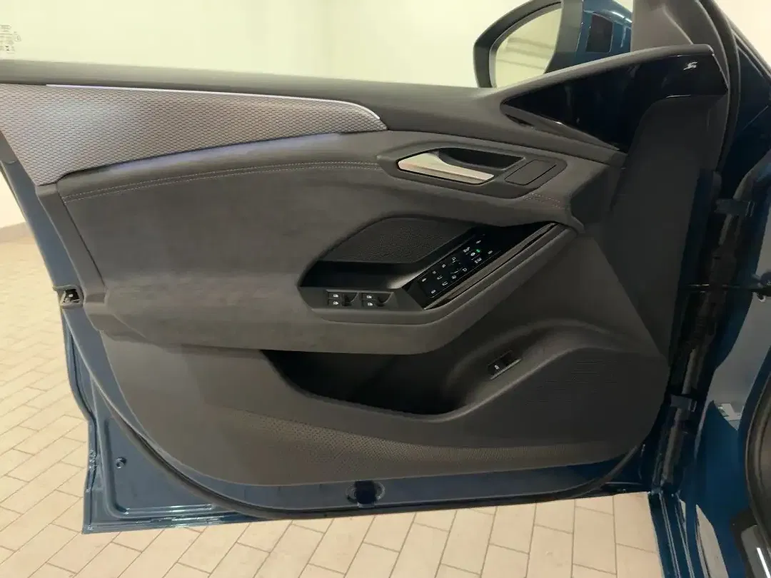 Audi A6 e-tron quattro - Thumbnail 11