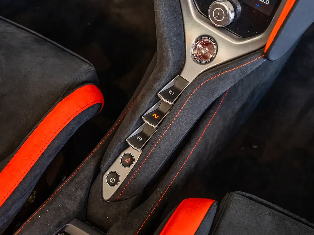 McLaren 750S - Thumbnail 25