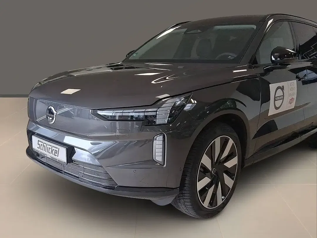 Volvo EX90 Twin Motor Plus Executive Edition - Thumbnail 3