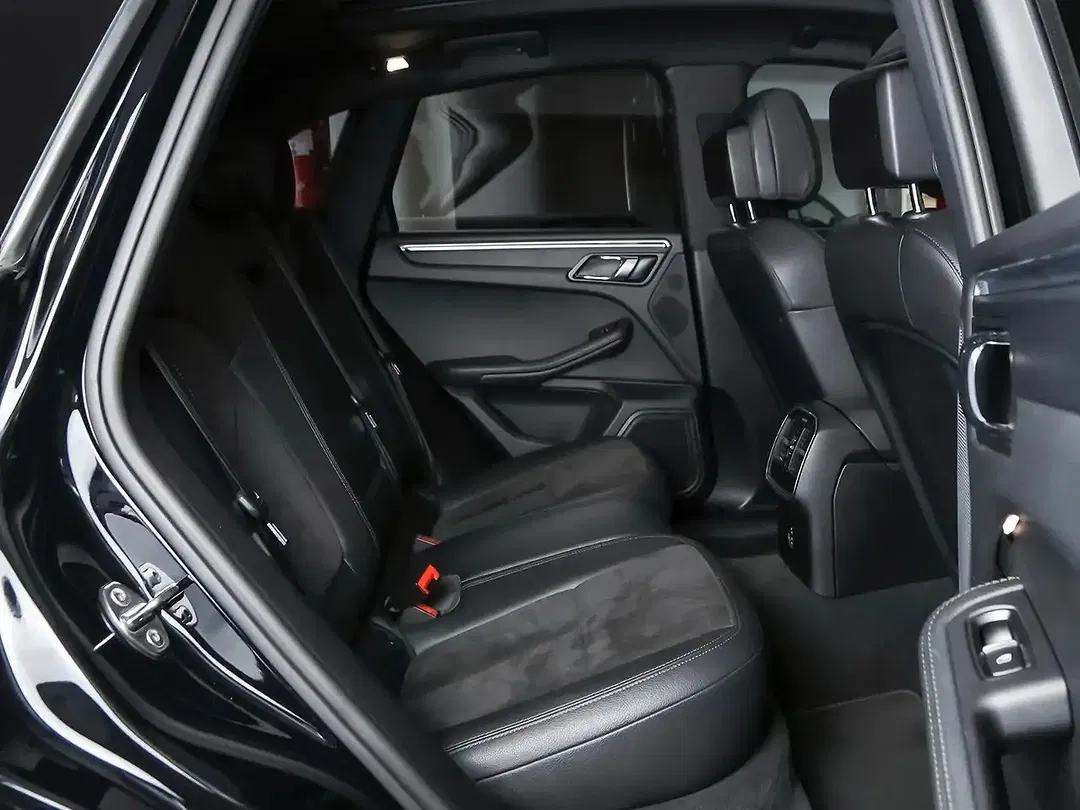 Porsche Macan - Thumbnail 11