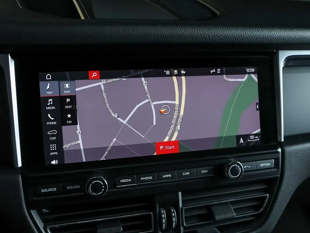 Porsche Macan - Thumbnail 12