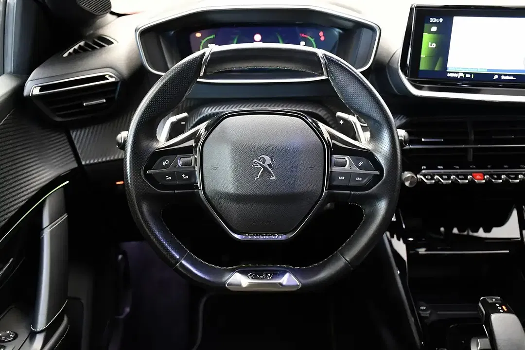 Peugeot 208 GT Line - Thumbnail 12