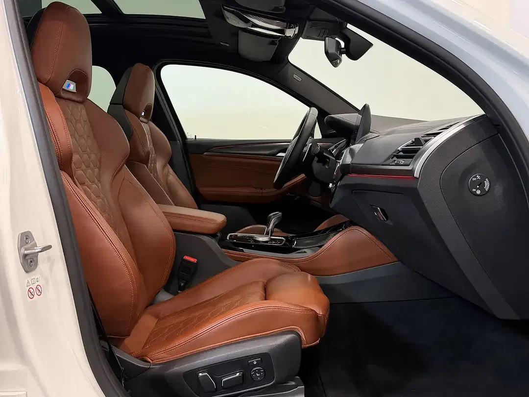 BMW X4 M Competition - Thumbnail 9
