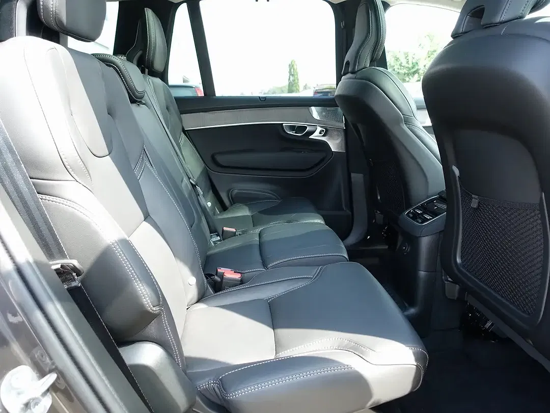 Volvo XC90 T8 PHEV Hybrid AWD Ultra - Thumbnail 11