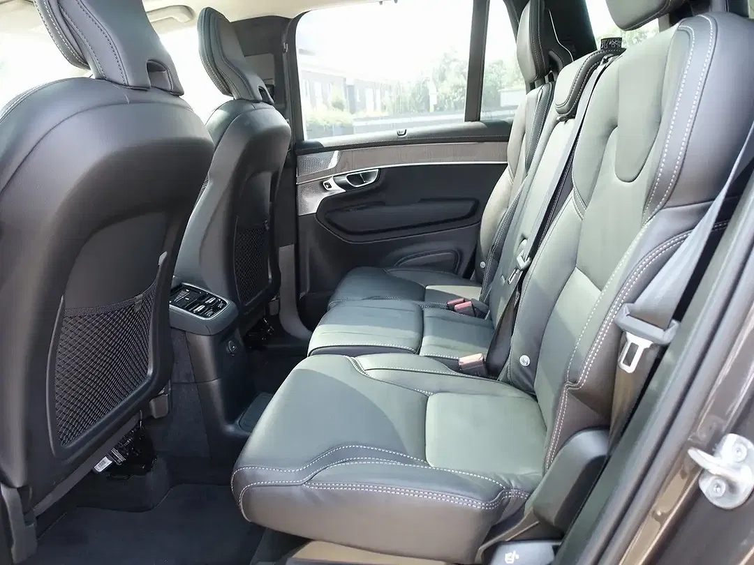 Volvo XC90 T8 PHEV Hybrid AWD Ultra - Thumbnail 12