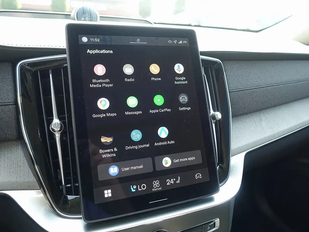 Volvo XC90 T8 PHEV Hybrid AWD Ultra - Thumbnail 14