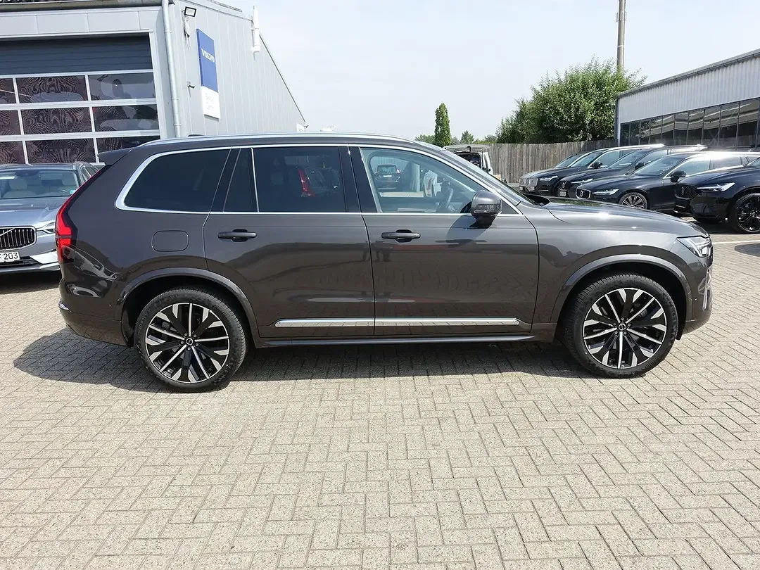 Volvo XC90 T8 PHEV Hybrid AWD Ultra - Thumbnail 8