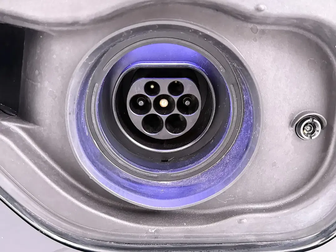 Volvo V60 T8 PHEV Hybrid AWD Recharge R-Design - Thumbnail 14