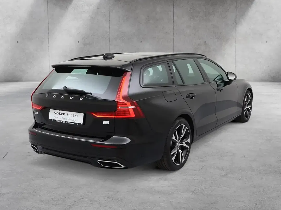 Volvo V60 T8 PHEV Hybrid AWD Recharge R-Design - Thumbnail 5