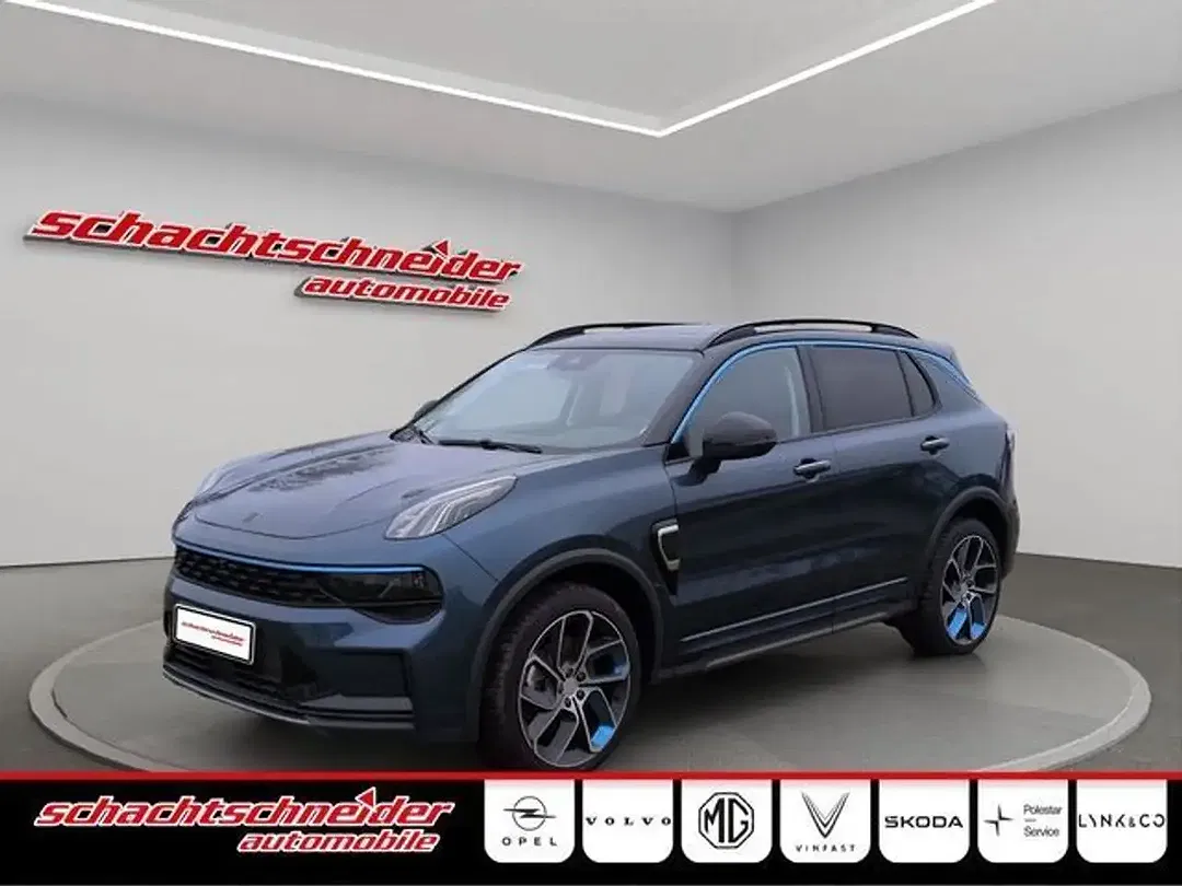Lynk & Co 01 - foto 1