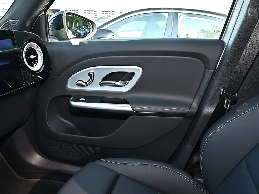 Mercedes-Benz GLB 250 EQ Progressive Night - Thumbnail 14
