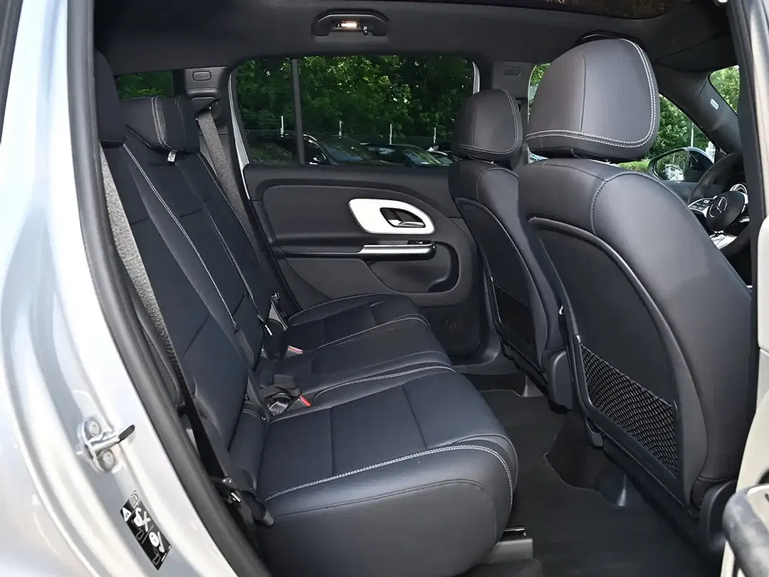 Mercedes-Benz GLB 250 EQ Progressive Night - Thumbnail 5