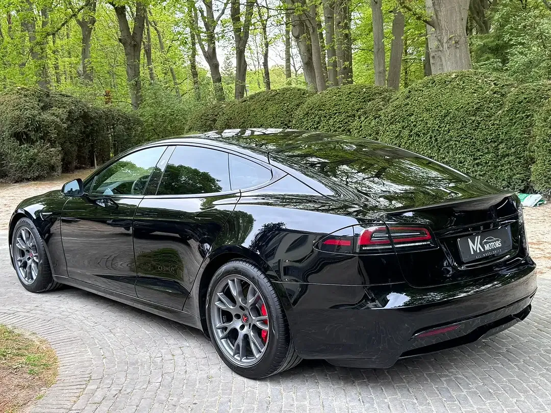 Tesla Model S Plaid Premium - Thumbnail 3