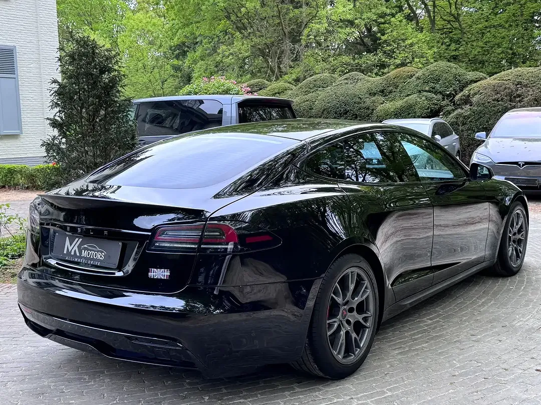 Tesla Model S Plaid Premium - Thumbnail 6