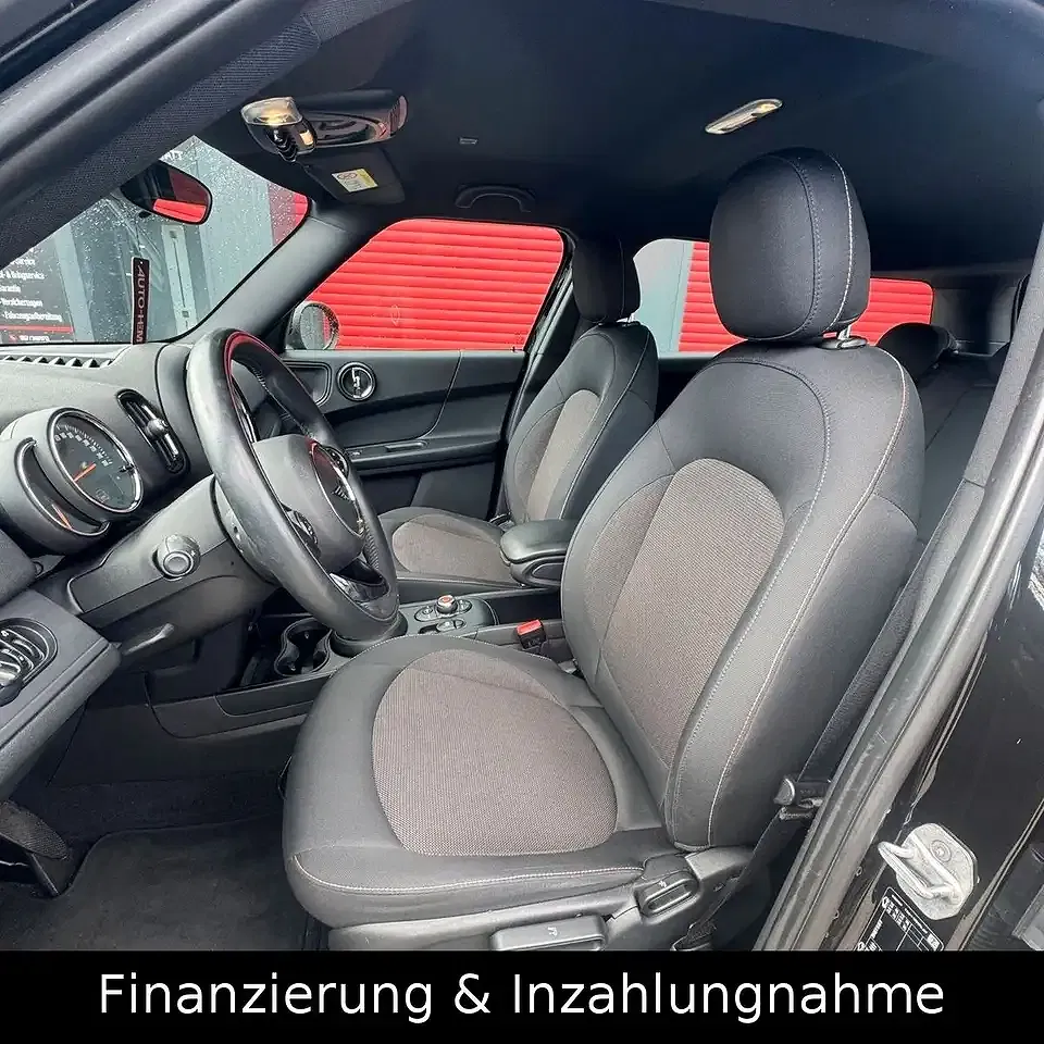 MINI One Countryman - Thumbnail 12