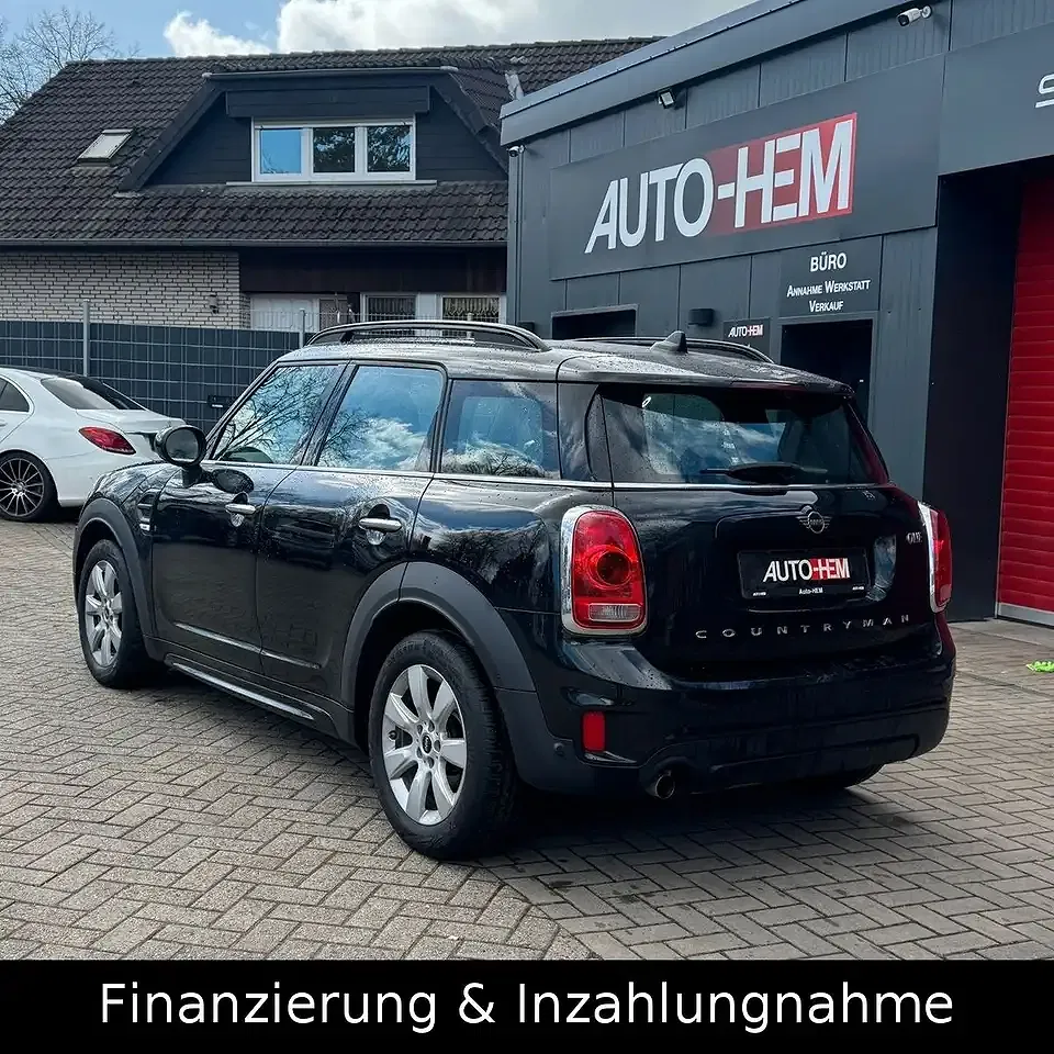 MINI One Countryman - Thumbnail 4