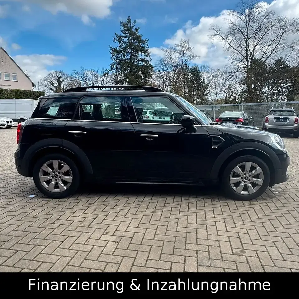 MINI One Countryman - Thumbnail 5