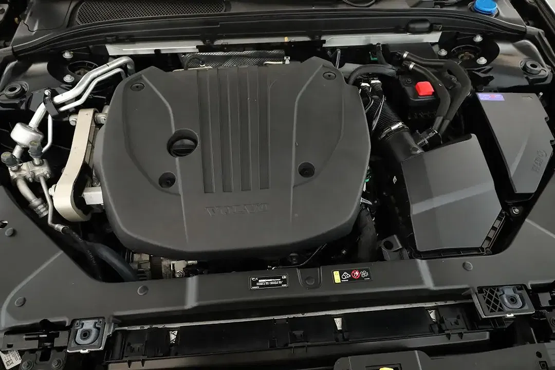 Volvo S60 B4 R-Design - Thumbnail 8
