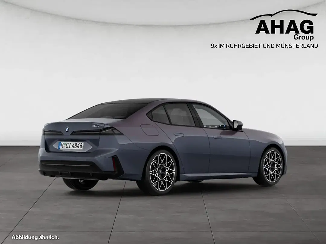 BMW 320 M Sport - Thumbnail 2