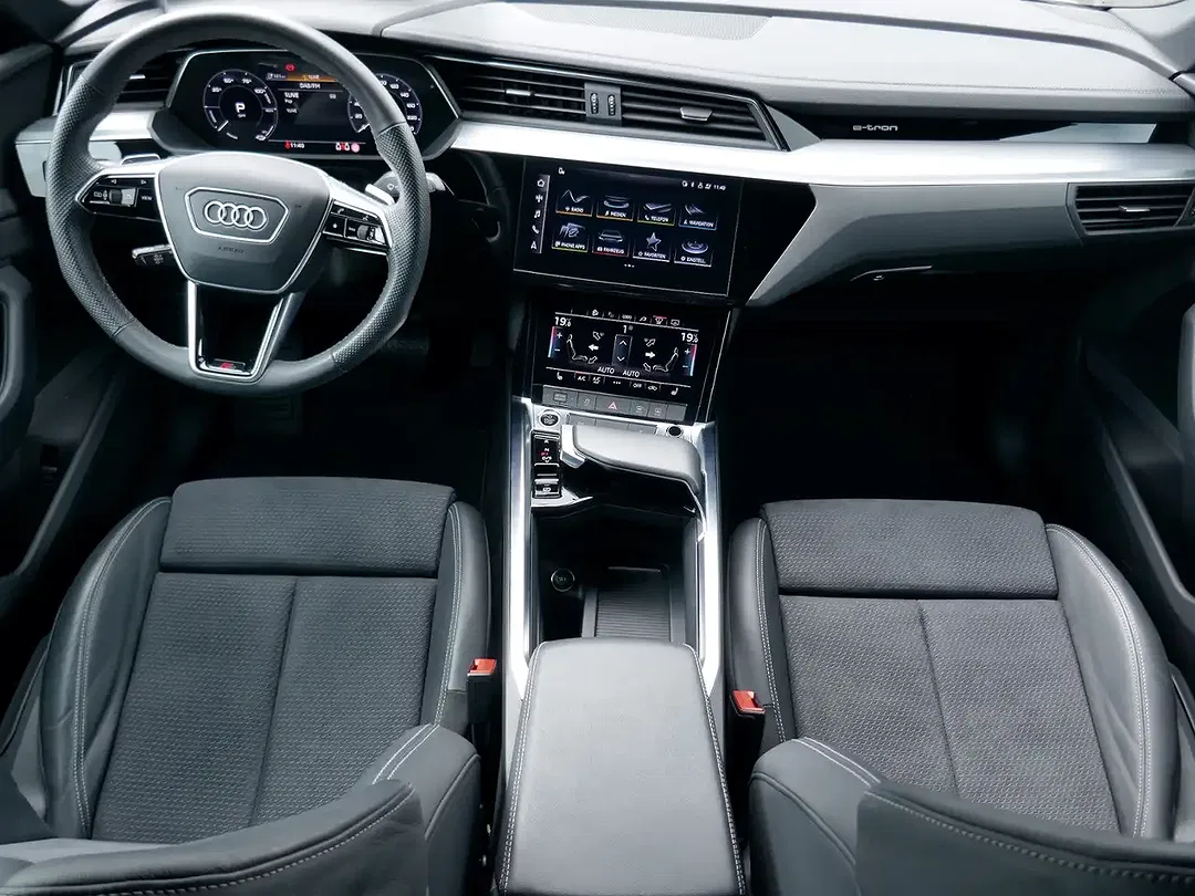 Audi e-tron 55 quattro Sportback advanced - Thumbnail 10
