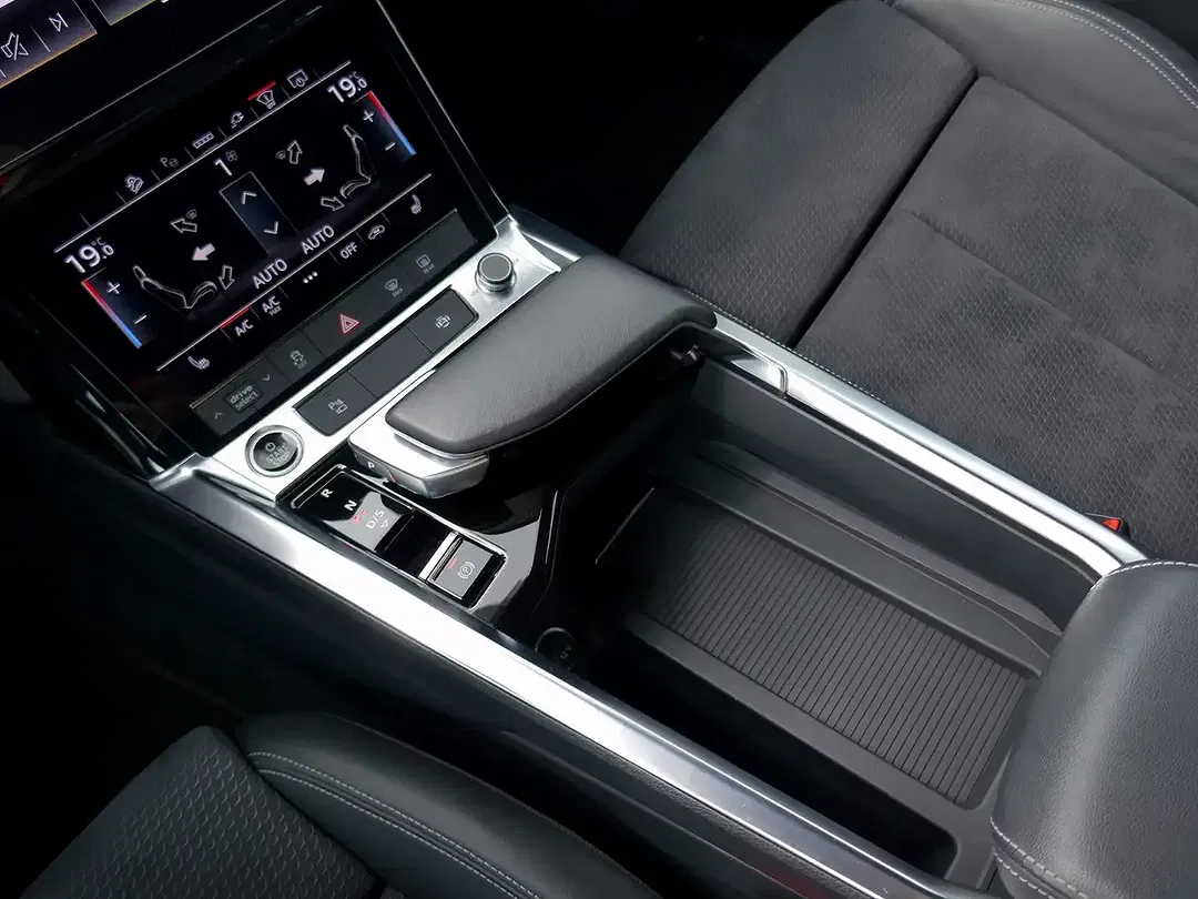 Audi e-tron 55 quattro Sportback advanced - Thumbnail 12