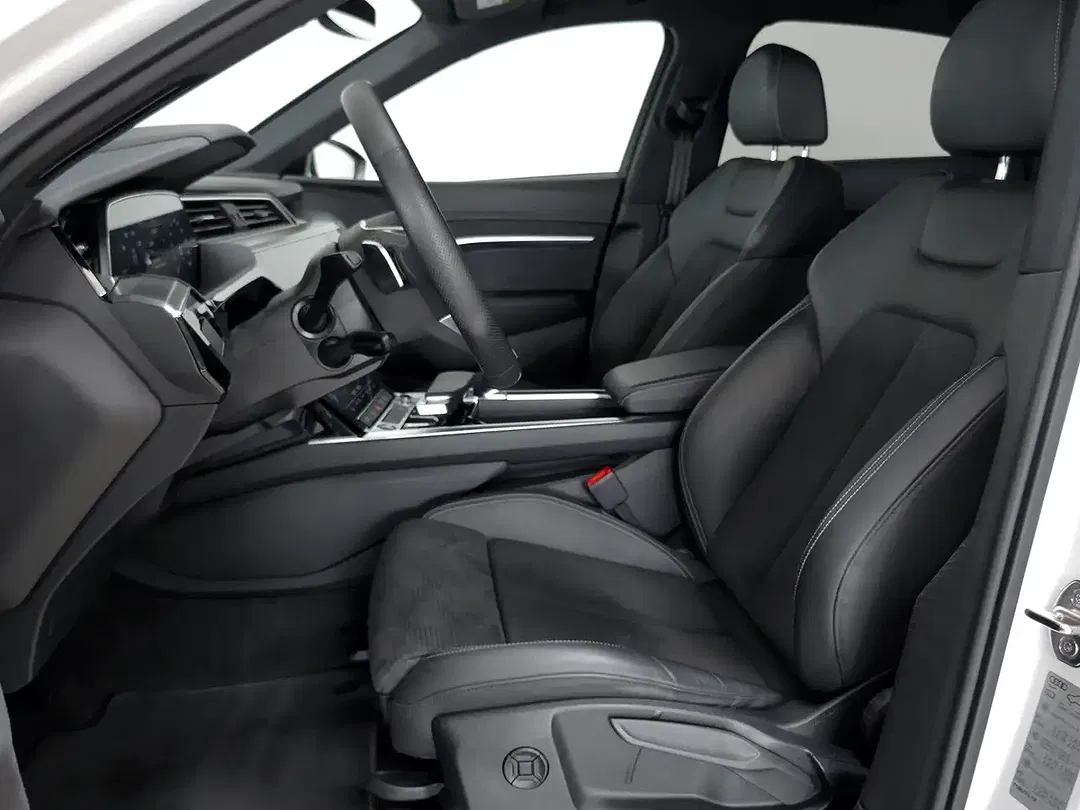 Audi e-tron 55 quattro Sportback advanced - Thumbnail 6
