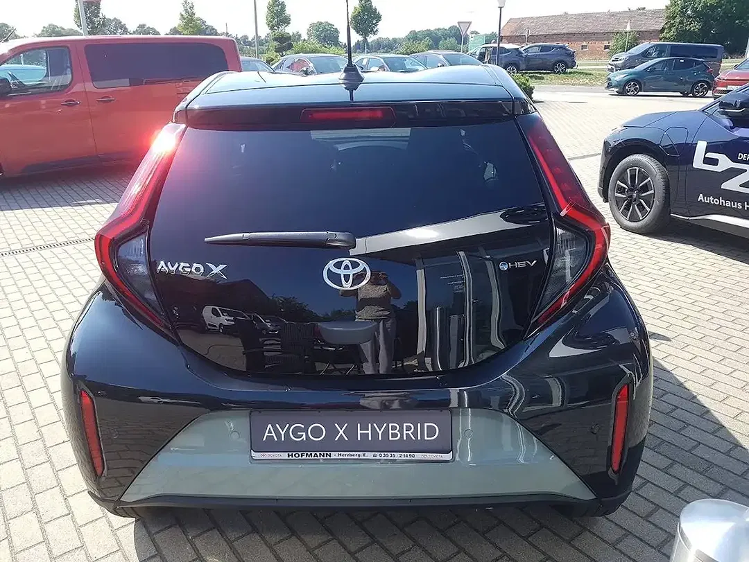 Toyota Aygo X 1.5 Hybrid Teamplayer - Thumbnail 5