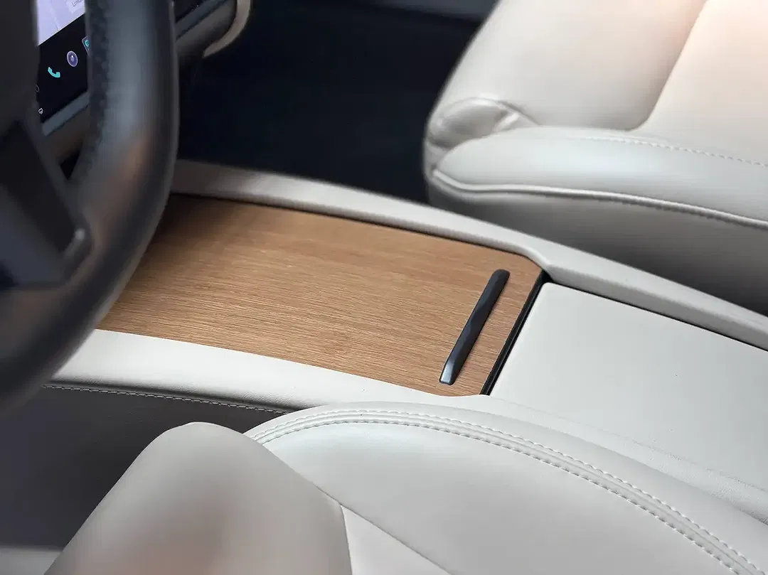 Tesla Model S AWD Long Range - Thumbnail 10