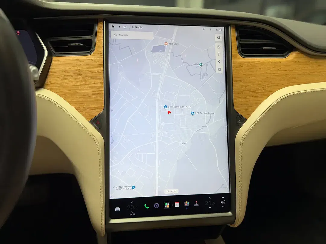 Tesla Model S AWD Long Range - Thumbnail 17
