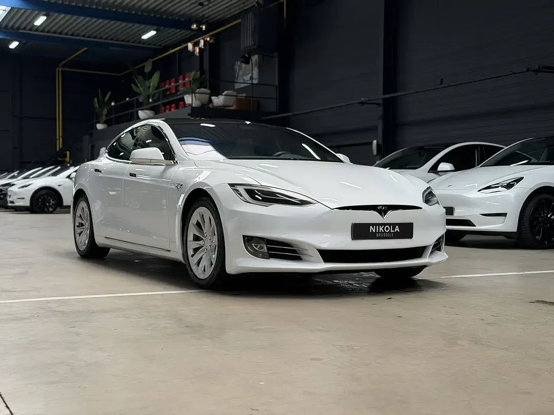 Tesla Model S AWD Long Range - Thumbnail 5