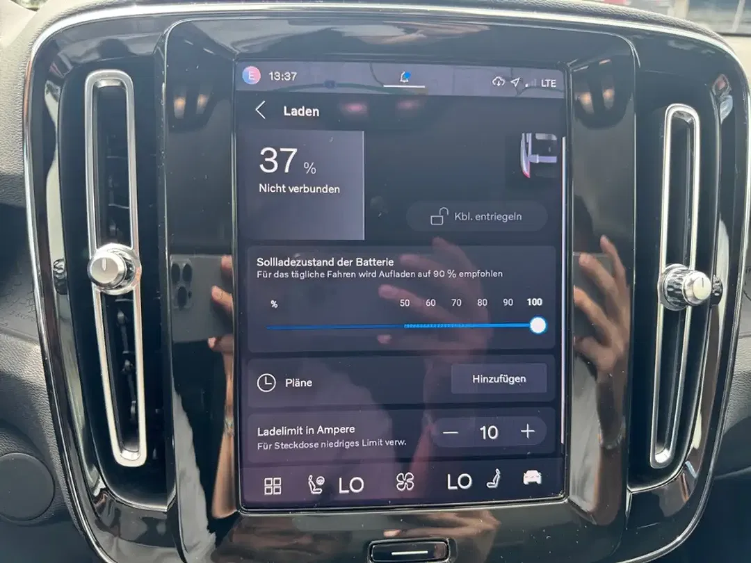 Volvo C40 AWD Ultimate - Thumbnail 22