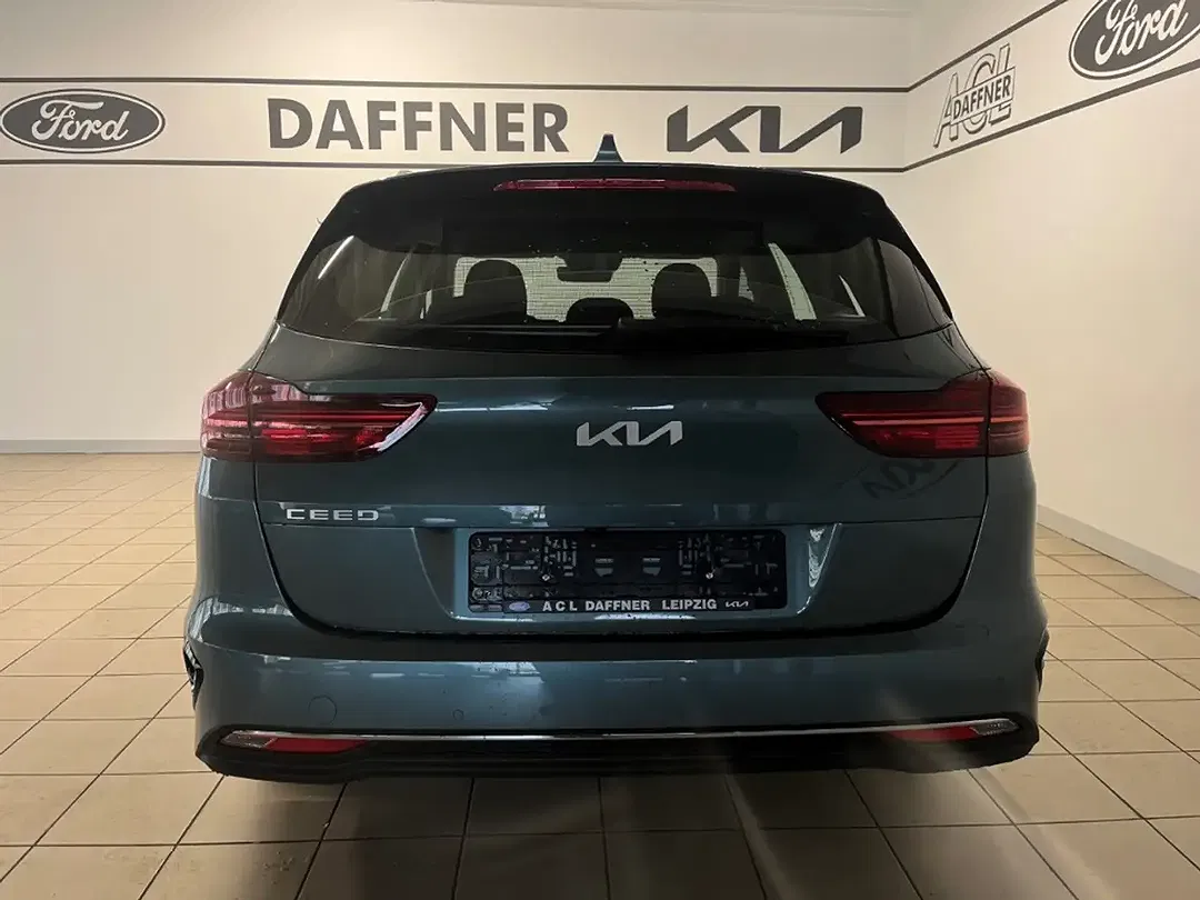 Kia Ceed SW / cee'd SW Vision - Thumbnail 5