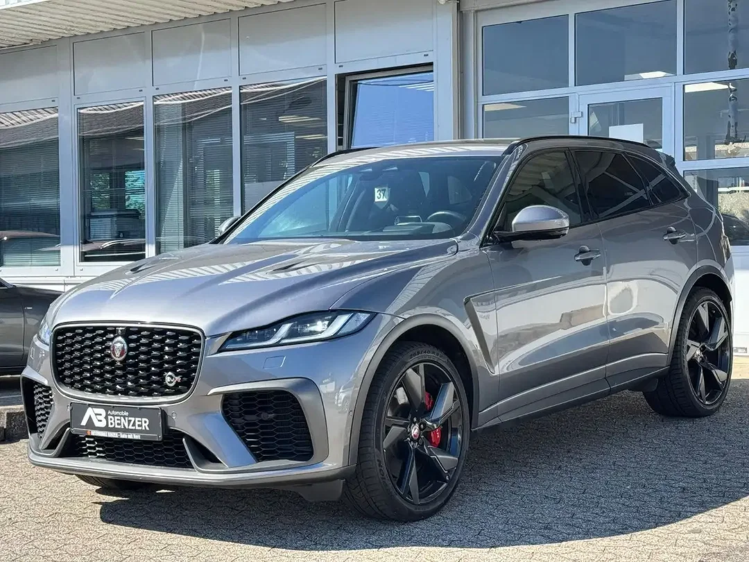 Jaguar F-Pace SVR - Afbeelding 1