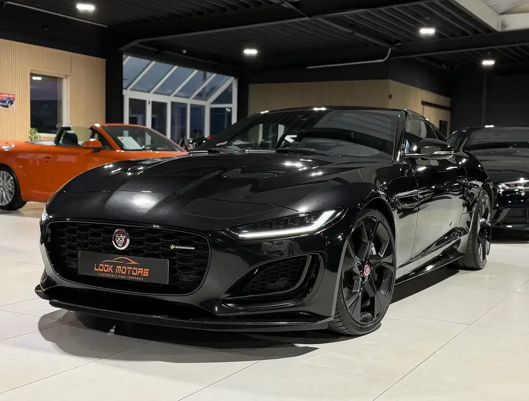 Jaguar F-Type P300 2.0 Coupe R-Dynamic Black - foto 1
