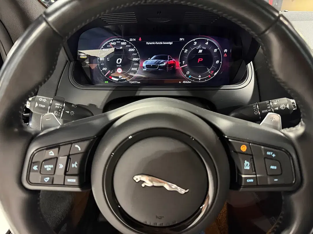 Jaguar F-Type P300 2.0 Coupe R-Dynamic Black - Thumbnail 11