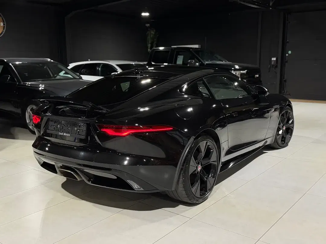 Jaguar F-Type P300 2.0 Coupe R-Dynamic Black - Thumbnail 6